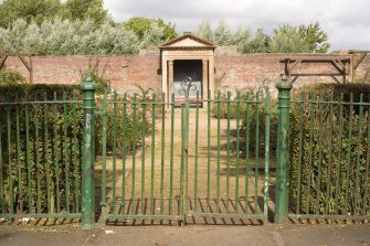 23336357-8baa-4256-8246-df762a35747e-6527-000004252a02f38b